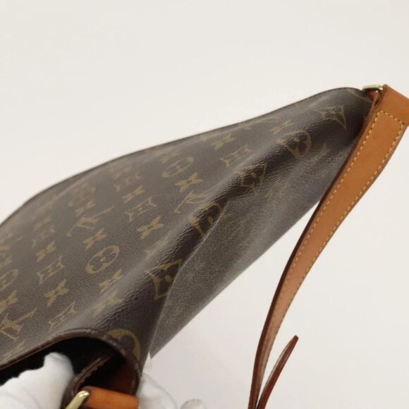 LOUIS VUITTON Monogram Musette Shoulder Bag - Picture 6 of 15